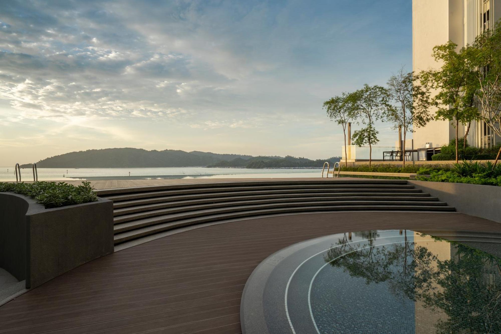 Citadines Waterfront Kota Kinabalu Hotel Buitenkant foto
